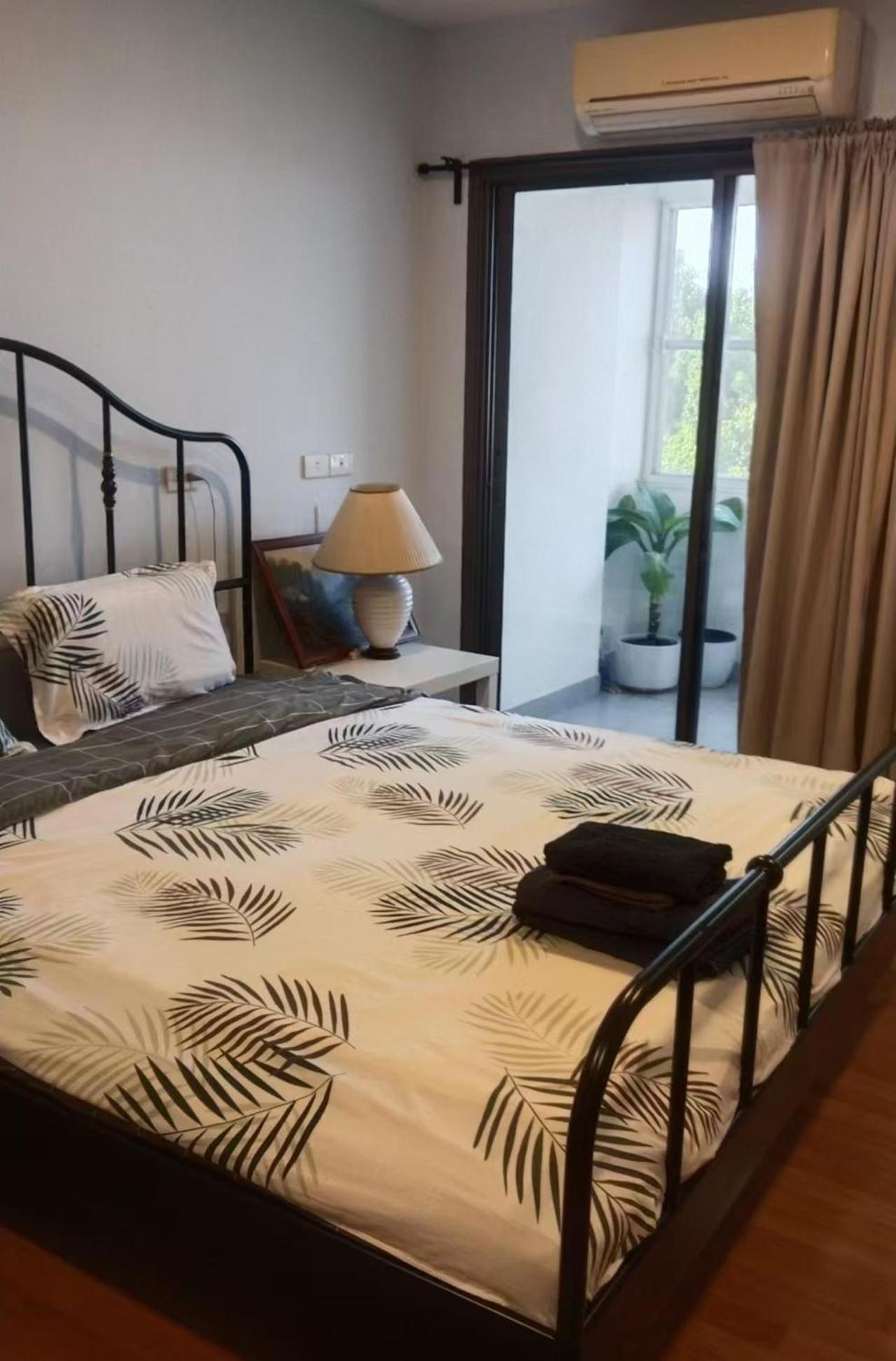 King Bed Old Town&Night Bazaar Quiet Comfortable Τσιάνγκ Μάι Εξωτερικό φωτογραφία